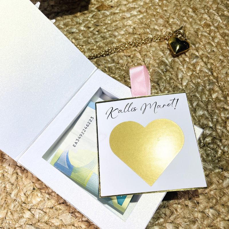 Kuivatatud lilledega kinkekarp koos kaardiga - Image 3